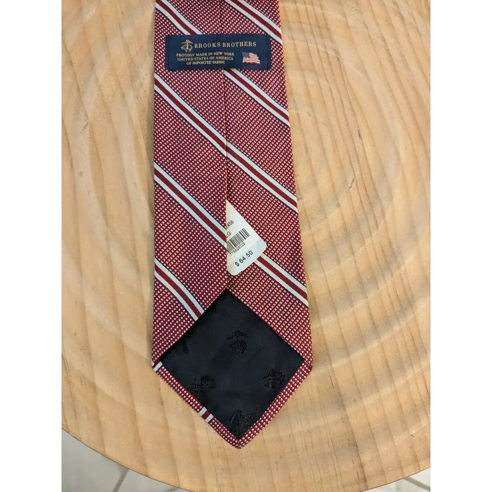 NWT Brooks‎ Brothers Men's Red White Stripe Silk Tie Made in USA